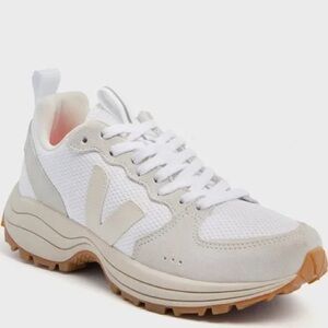 Veja White and Cream Women's Sneakers